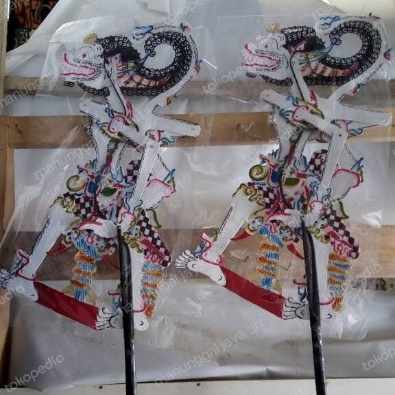 WAYANG KULIT ANOMAN PUTIH