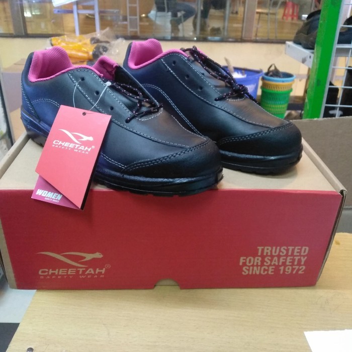 Sepatu Safety Perempuan Cheetah 4007 Murah
