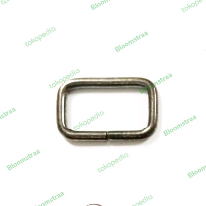 

Ring Kotak 2,5cm Black Nikel Square 25mm metal besi 2,5 cm 25 mm hitam