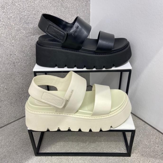 Sepatu Sandal Wanita Chunky Charles&Keith Original Naunau_Store12