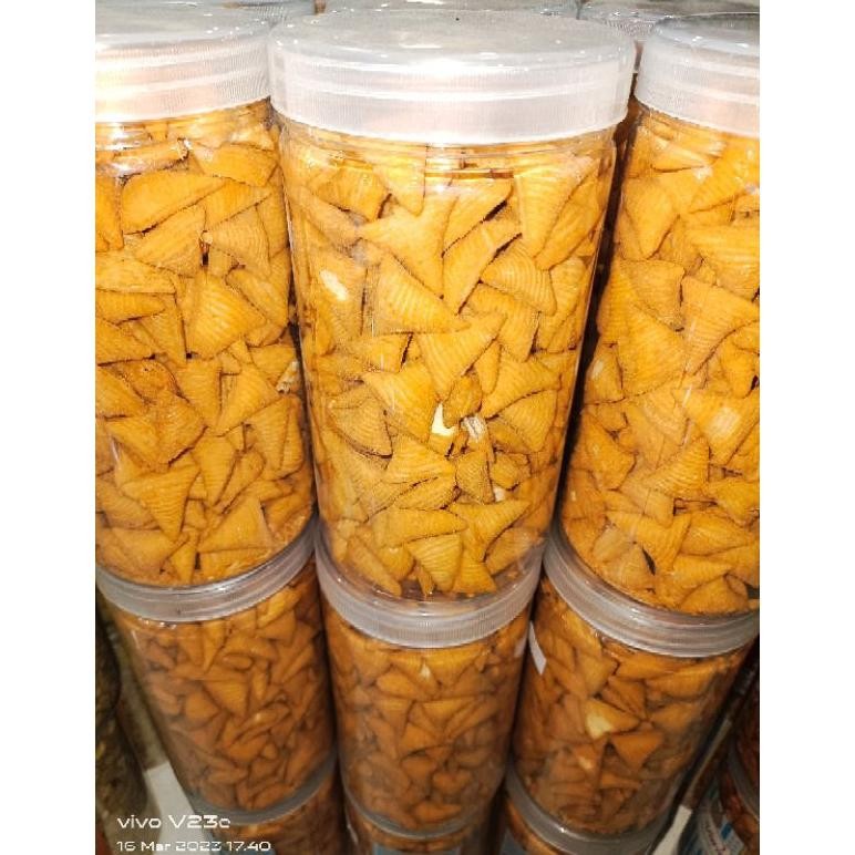 

Kue Pang Pang Segita Toples 1ml