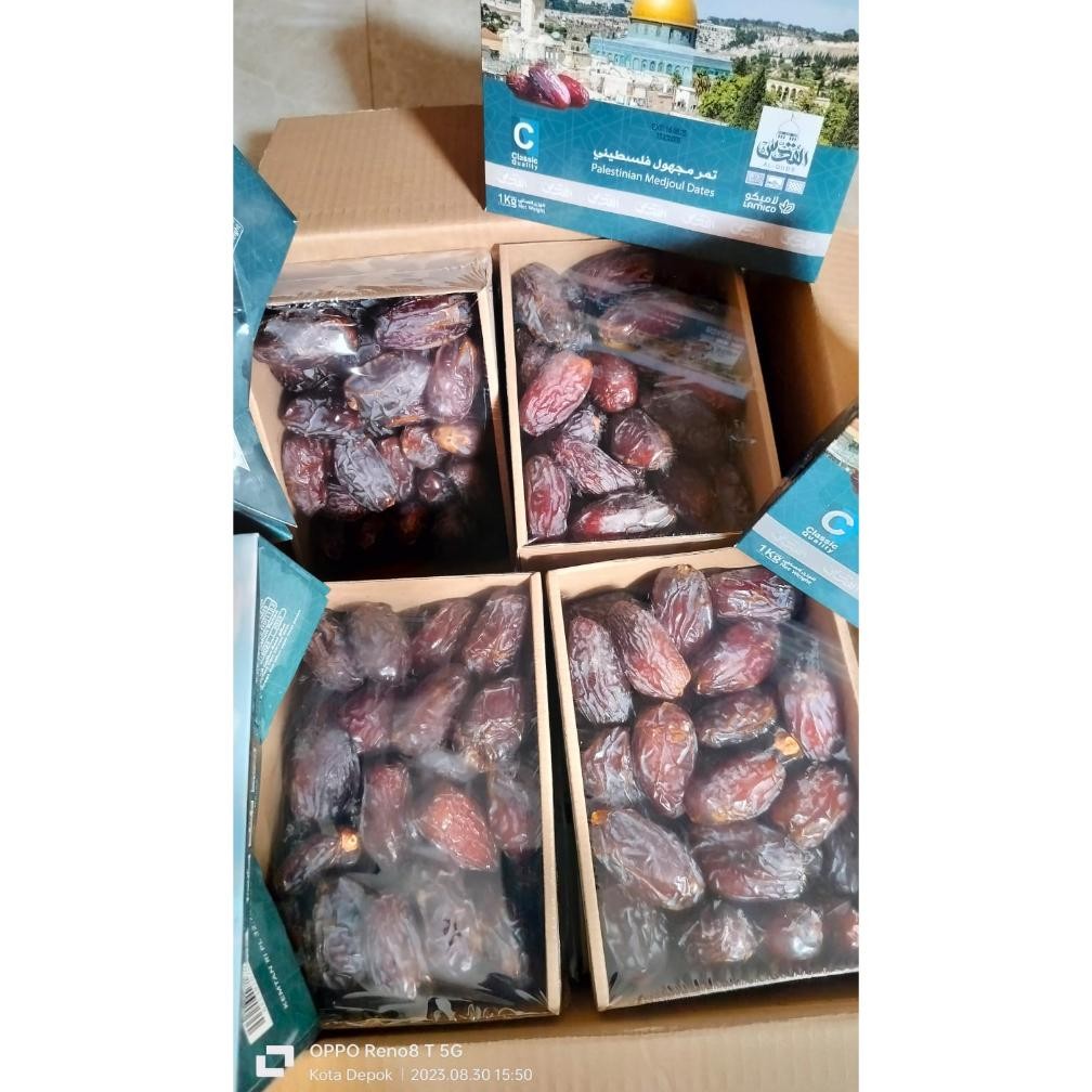 

Kurma Medjool Kurma Sultan