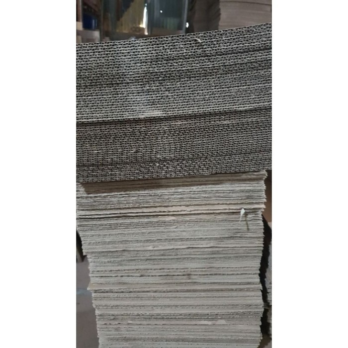 

Kardus Sheet/Lembaran 26X8 (Harga Per 1000 Lembar) [Bestseller]