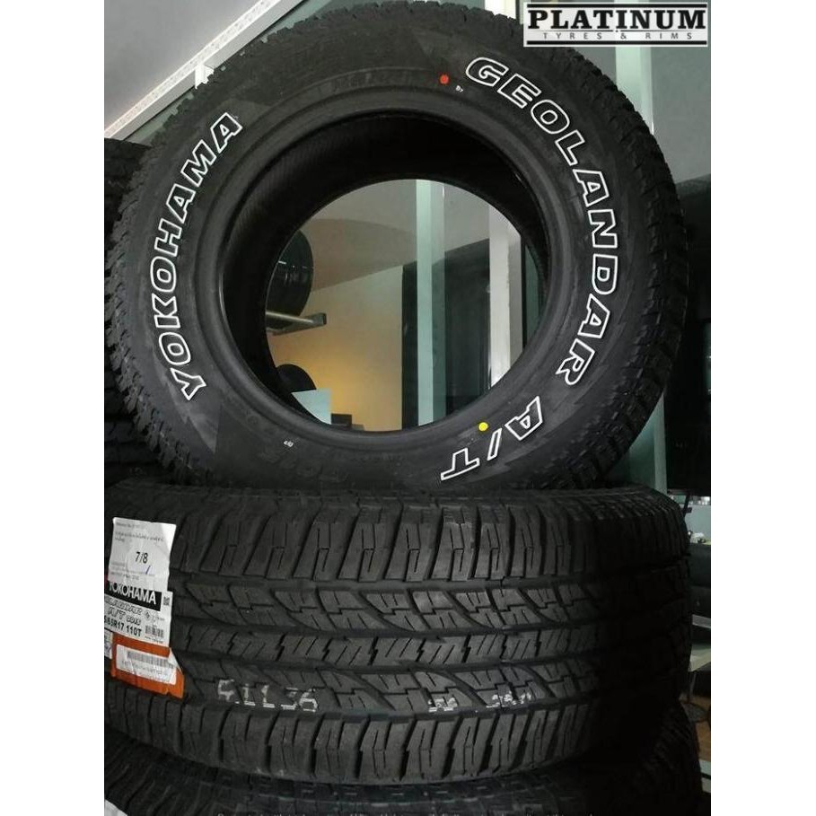 BAN MOBIL MERK YOKOHAMA GEOLANDAR A/T -G015 114T WHITE LINE 265 75 R16