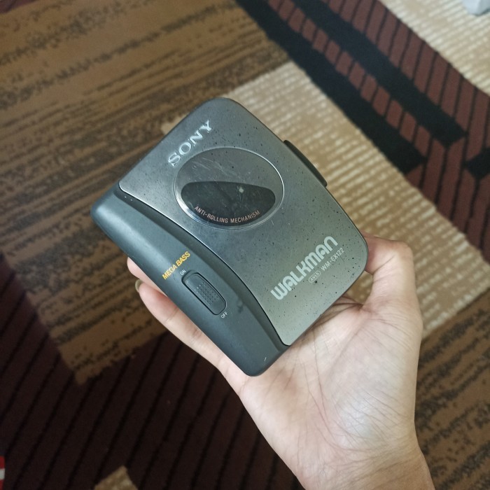 Walkman Sony - Pemutar kaset pita