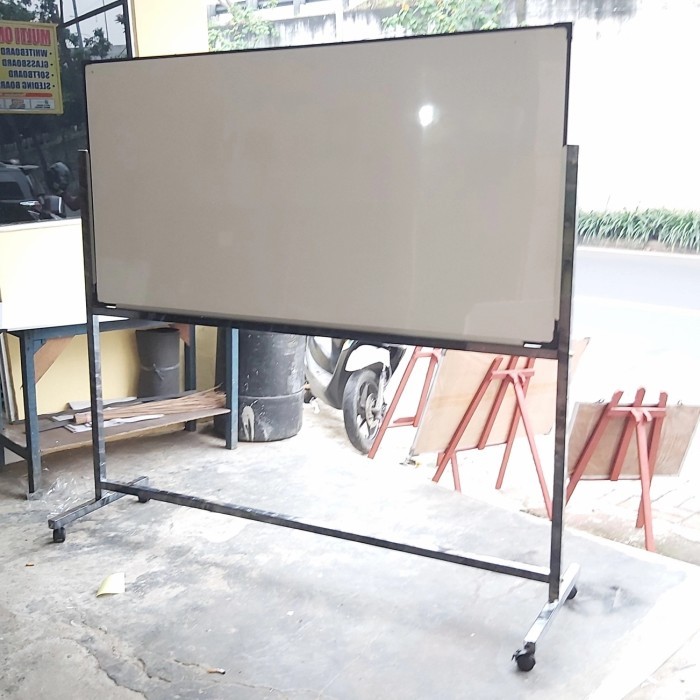 

whiteboard standing 120 x 200 nonmagnet
