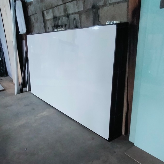 

WHITE Board Magnetik Gantung 120 240 Cm