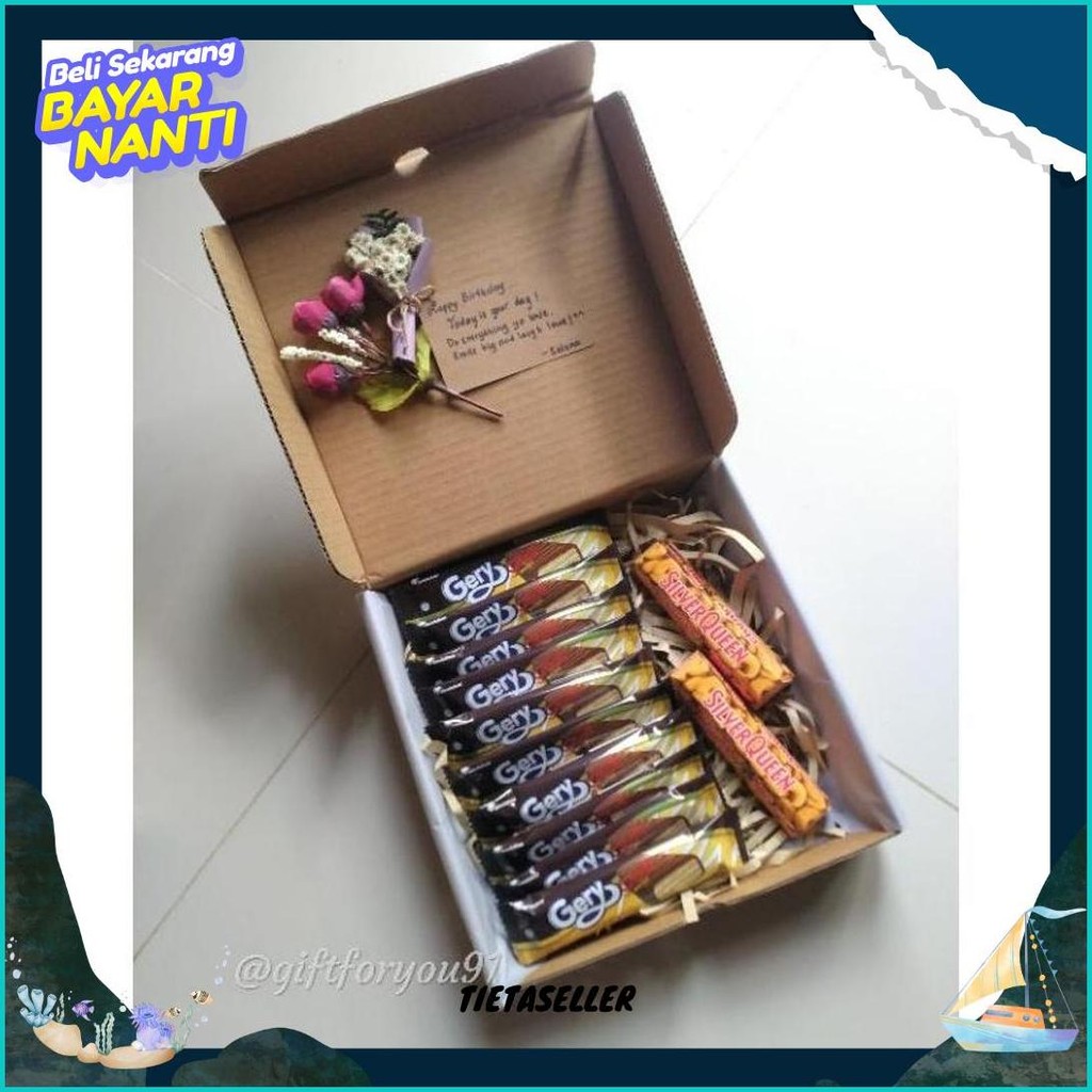 

Snack Box (Coklat Edition)/Hampers Box/Hampers Snack/Hadiah Wisuda/Hadiah Ulang Tahun Bisa Cod