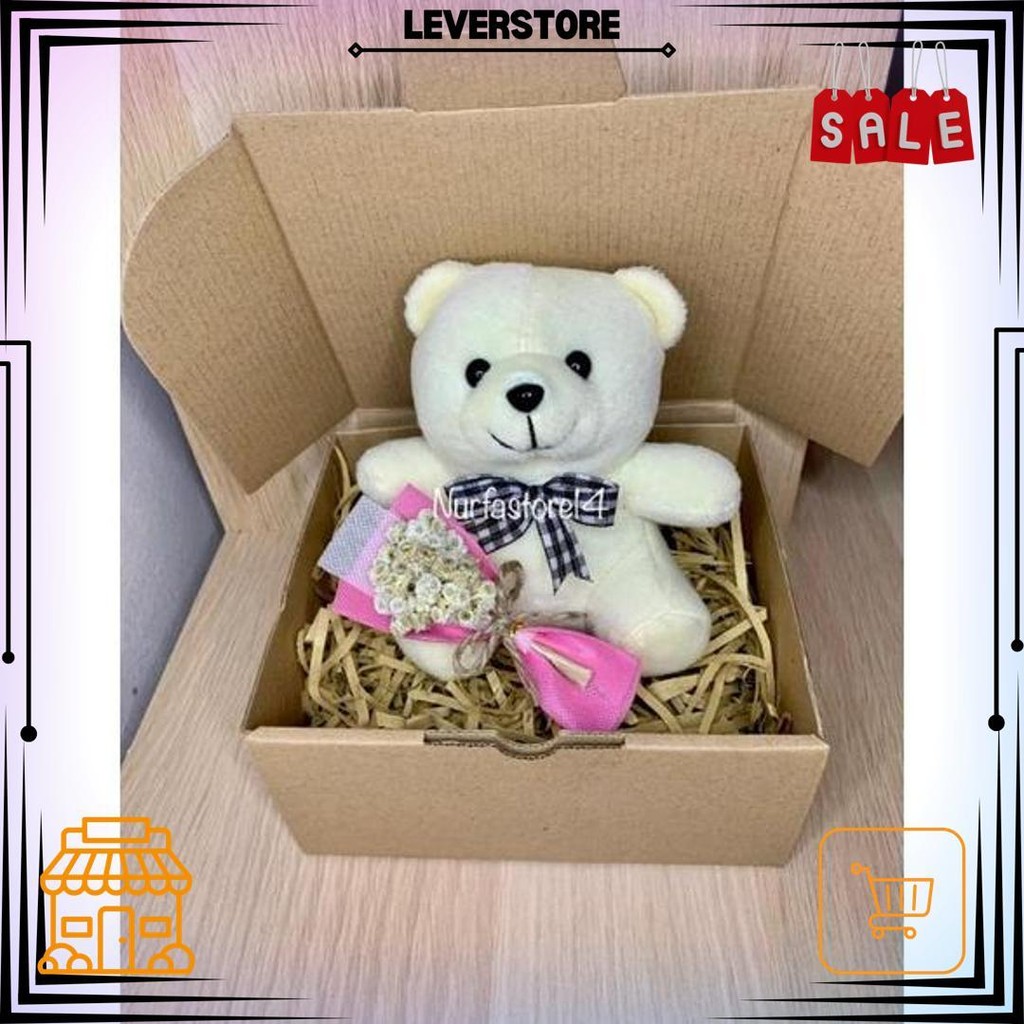 

Giftbox Mini Hampers Kado Ulang Tahun Anniversary Boneka 15Cm D Cod