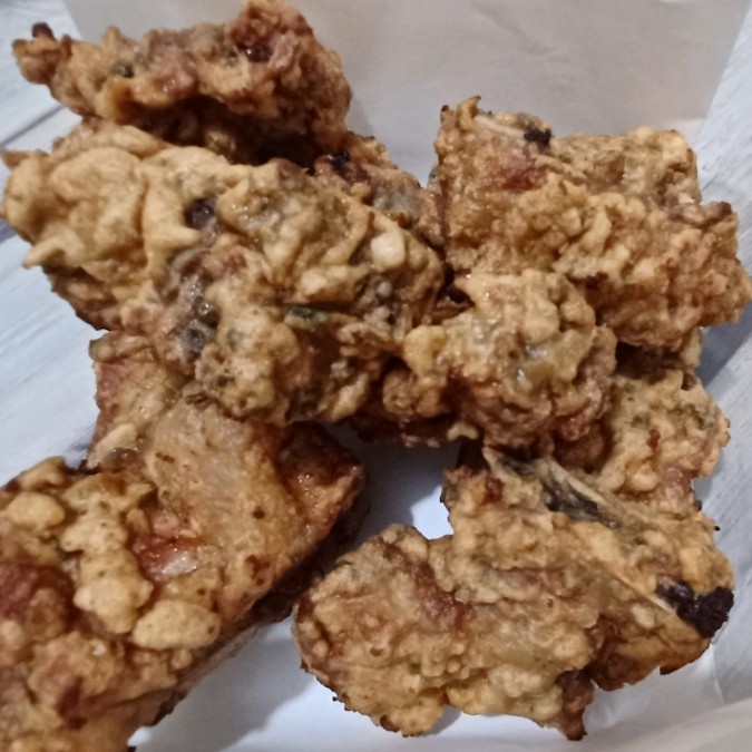 

LAUK MATANG: IGA BABI GORENG COCOL SAUS SWEET CHILI