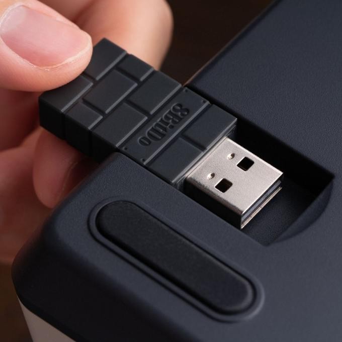 

8BitDo Retro 18 Mechanical Numpad / Calculator / Kalkulator