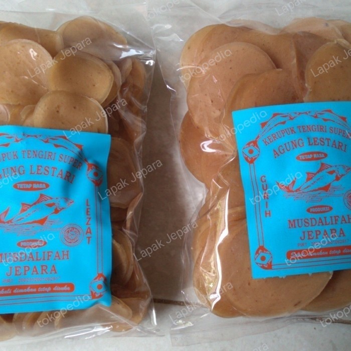 

SALE TERLARIS KERUPUK KRUPUK IKAN TENGGIRI KHAS JEPARA 1KG MUSDALIFAH AGUNG LESTARI READYY