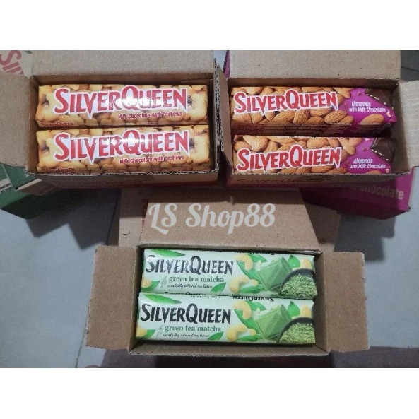 

READY VALENTINE COKLAT SILVER QUEEN 22GR (1 BOX ISI 10PCS)