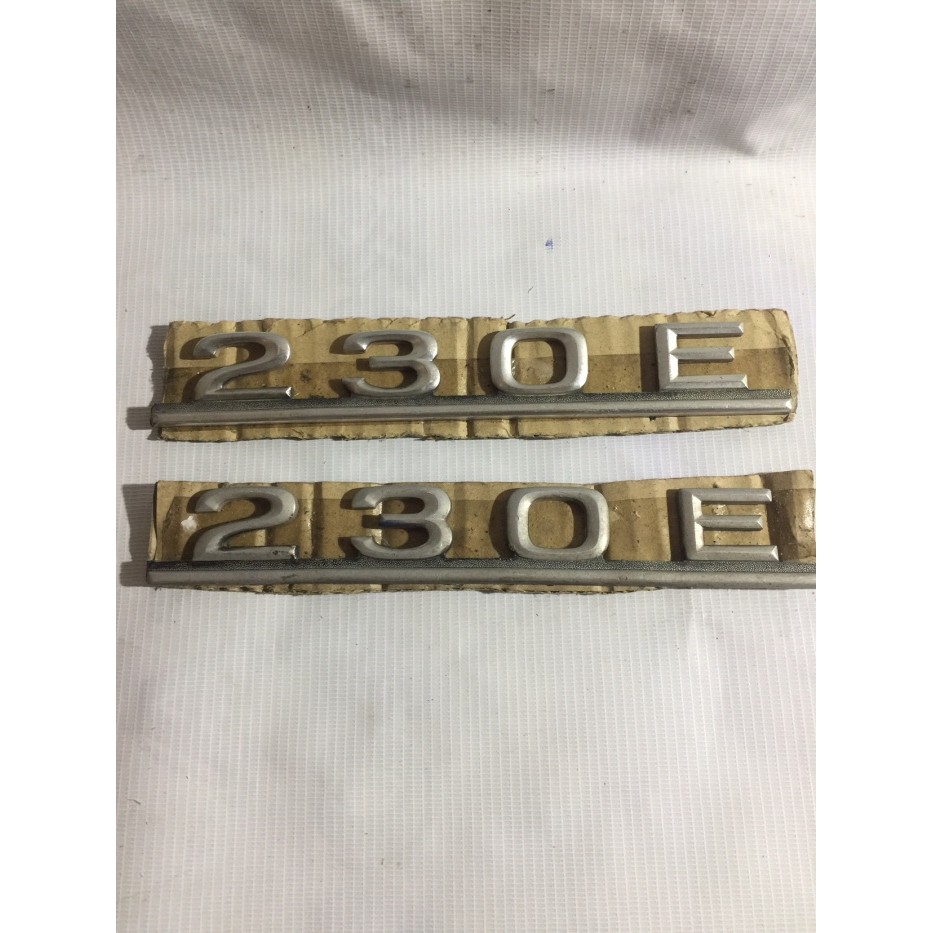 Jual Emblem Bagasi W123 W124 230E