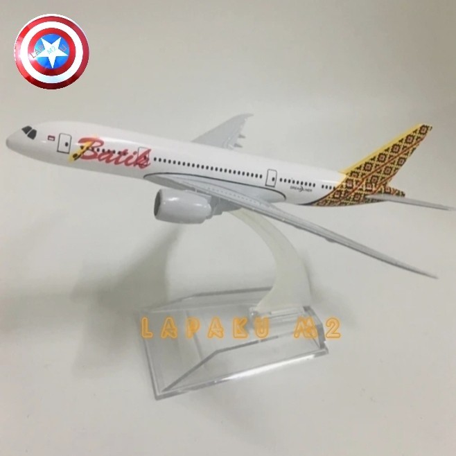 Best seller ~`~ diecast pesawat Batik air ~~~