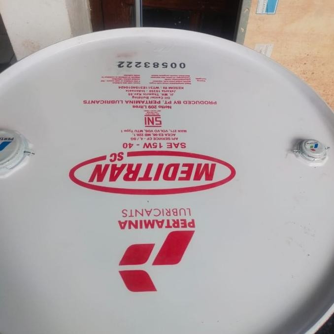 TERSEDIA OLI MEDITRAN SC 15W 40 DRUM 209LITER MERUPAKAN PELUMAS BERMUTU TINGGI.