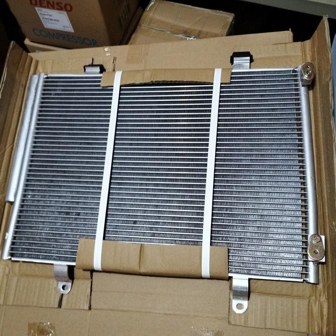 Sale  kondensor AC mobil Suzuki ertiga