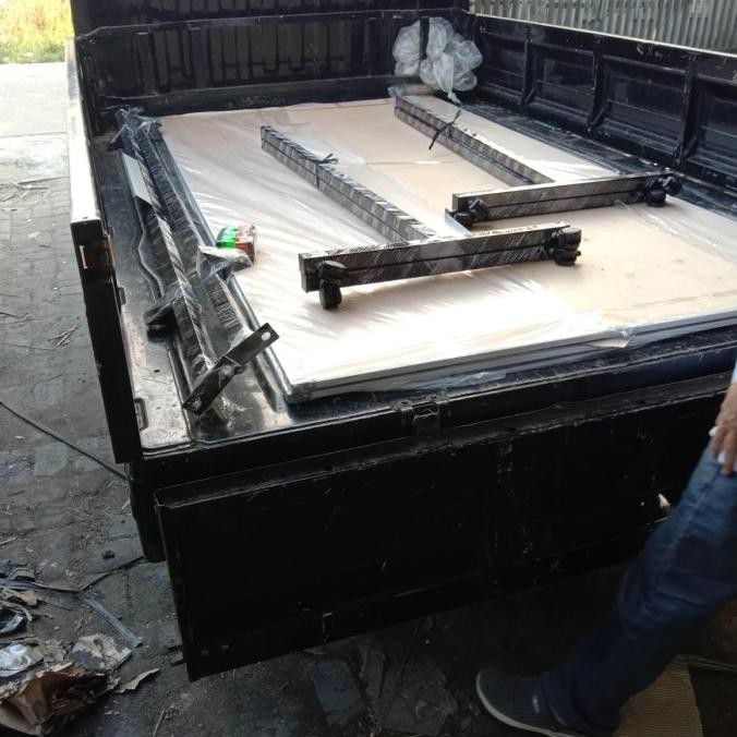 

KAKI PAPAN TULIS ATAU STANDING 90 X 120