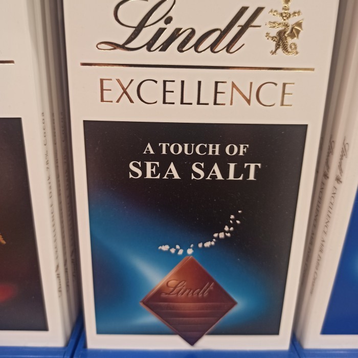 

lindt excellence dark sea salt 100gr