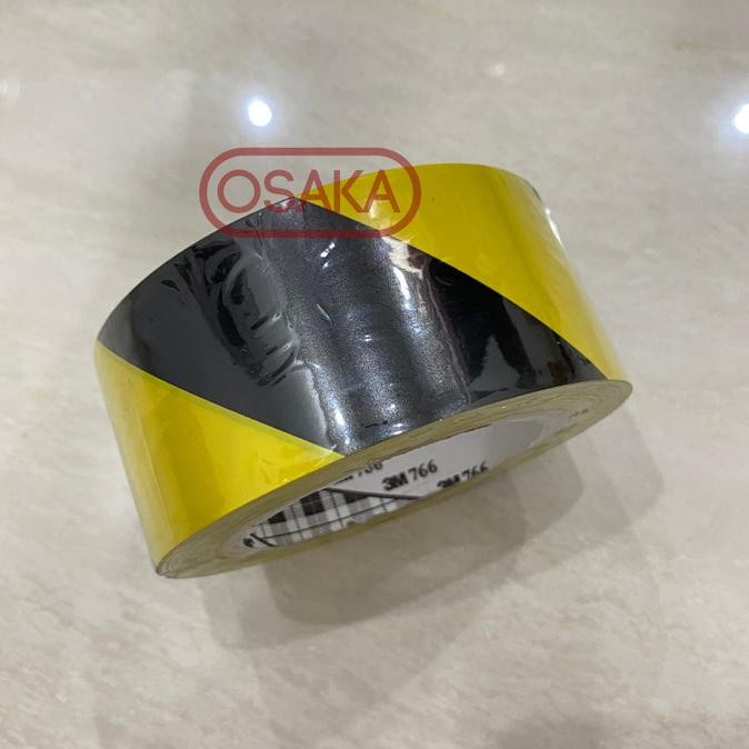 

3M 766 LAKBAN LANTAI POLICE LINE FLOOR MARKING TAPE 48MM / 2 INCH ASLI