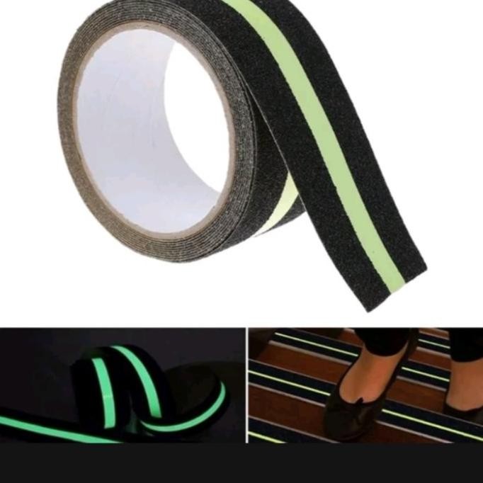 

ANTI SLIP TANGGA / LAKBAN ANTI LICIN LANTAI GLOW IN THE DARK 5CM X 5 M ASLI