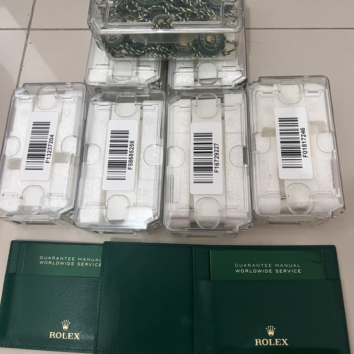 BISA GRAB Box transparan Rolex original