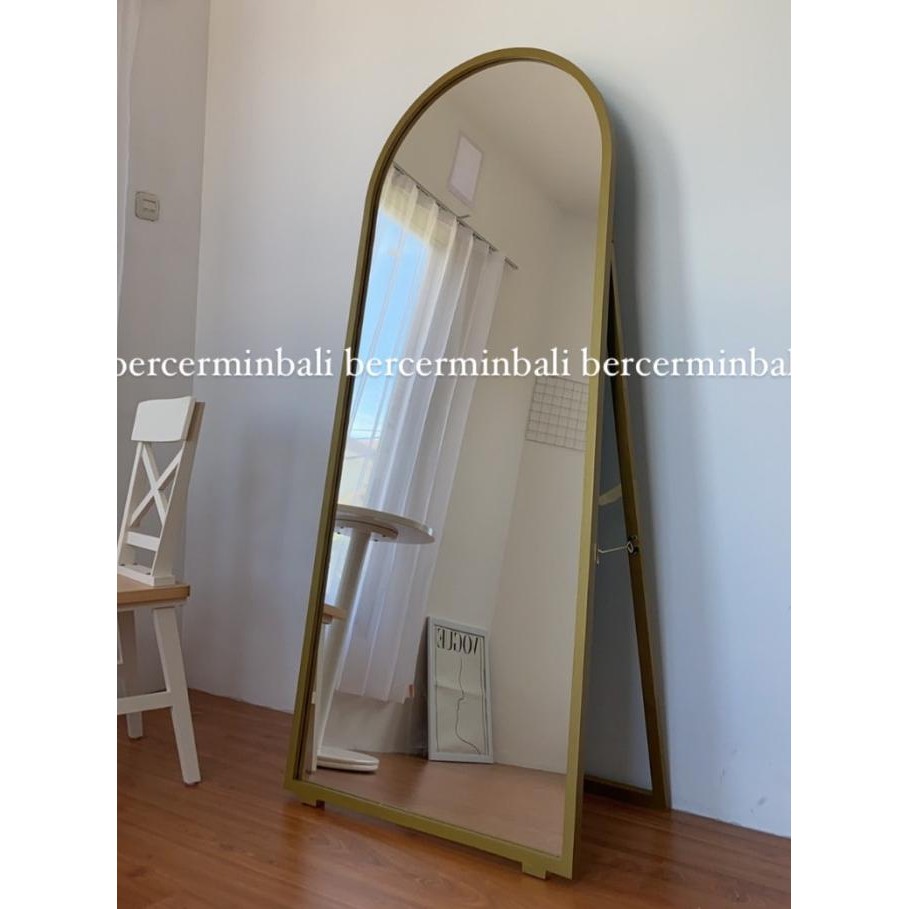 Arch Standing Mirror