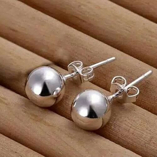 

TERJAMIN Anting Wanita Giwang Biji Lada Bola Metal Silver Xuping Lapis Perak