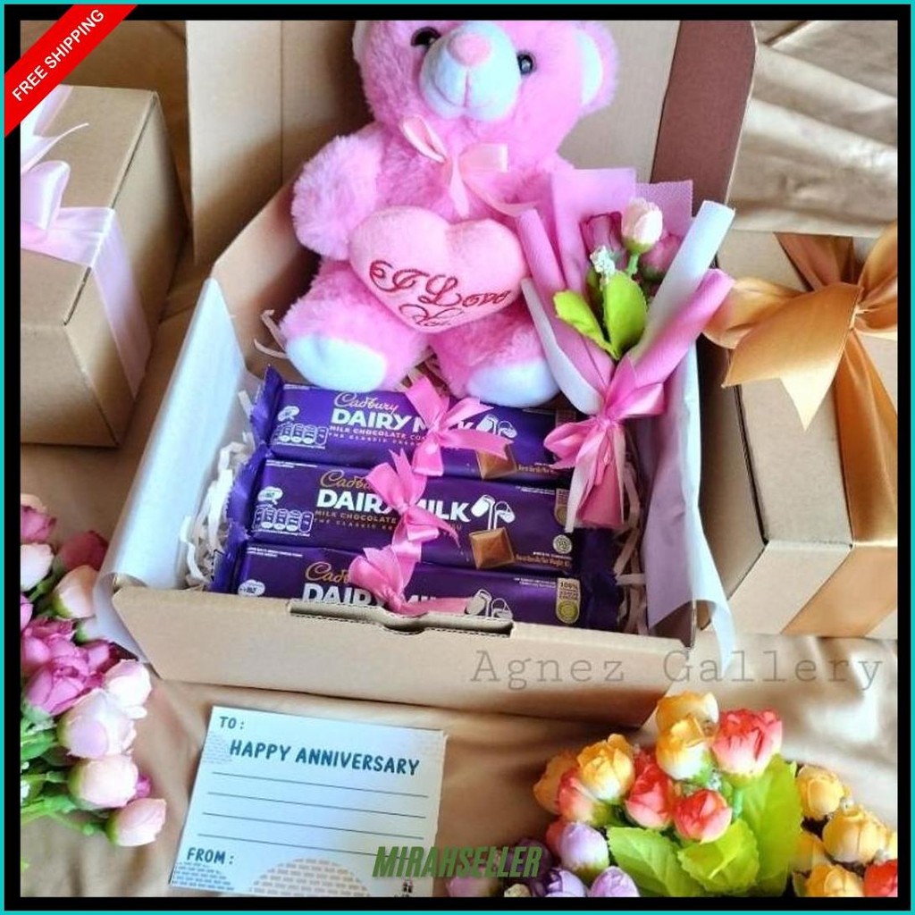 

Hampers Coklat Premium / Kado Ulang Tahun / Hampers Snack Cowok Cewek / Gift Box / Kado Ultah Pacar / Hadiah Wisuda Anniversary Terlaris