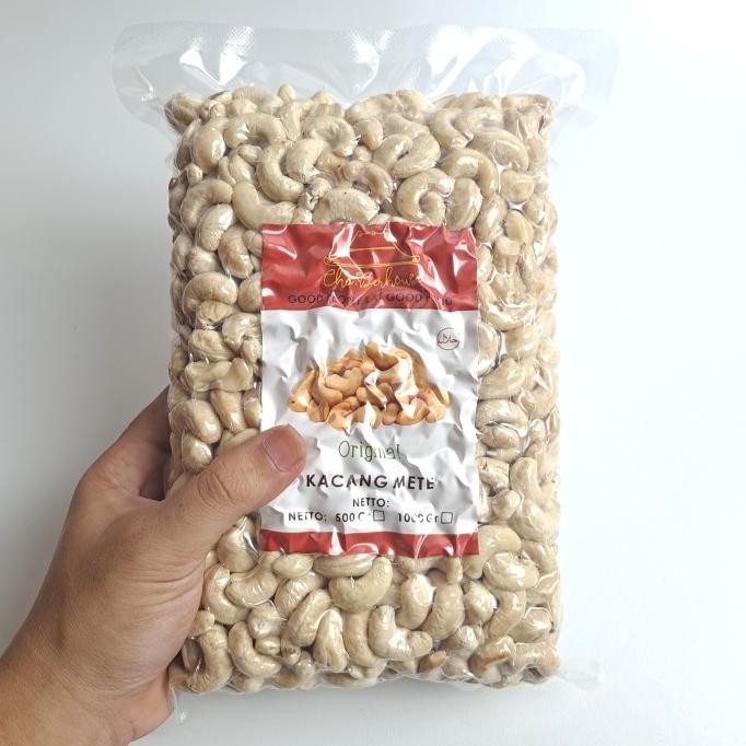 

THEO KACANG METE MENTAH 1KG ASLI WONOGIRI CHO.BERHOUSE