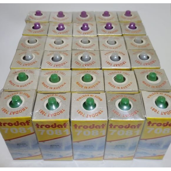 

TINTA STEMPEL PERMANENT / TAHAN AIR WARNA PUTIH TRODAT 7081