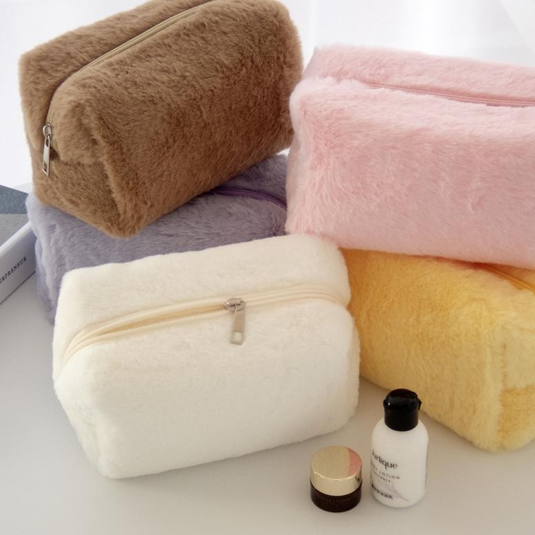 

YBW-2429 Lucy Pouch - Tempat Pensil Alat Tulis Bulu Pouch Make Up Mini Aesthetic Import PC002 Original