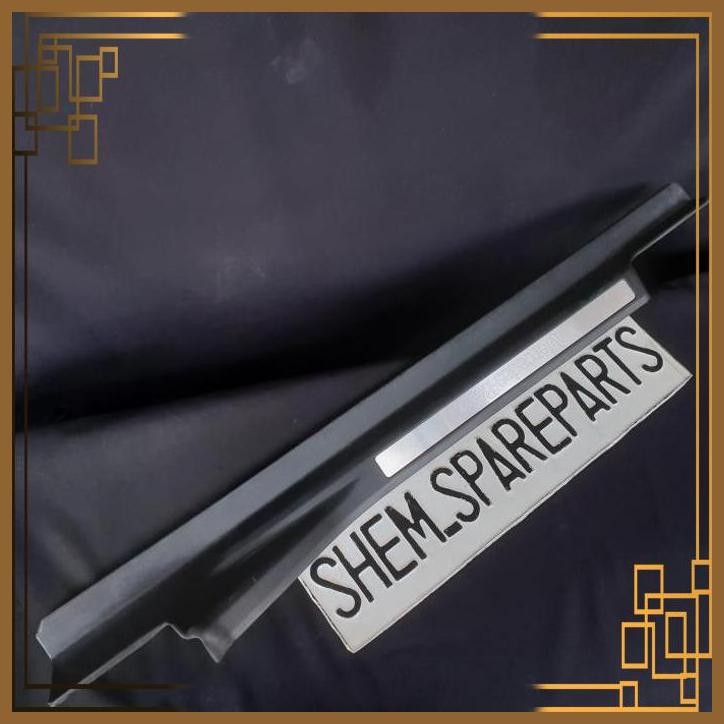 [SHEM] DOOR SILL PLATE DEPAN KIRI ORIGINAL MERCEDES BENZ W203 A2036800735