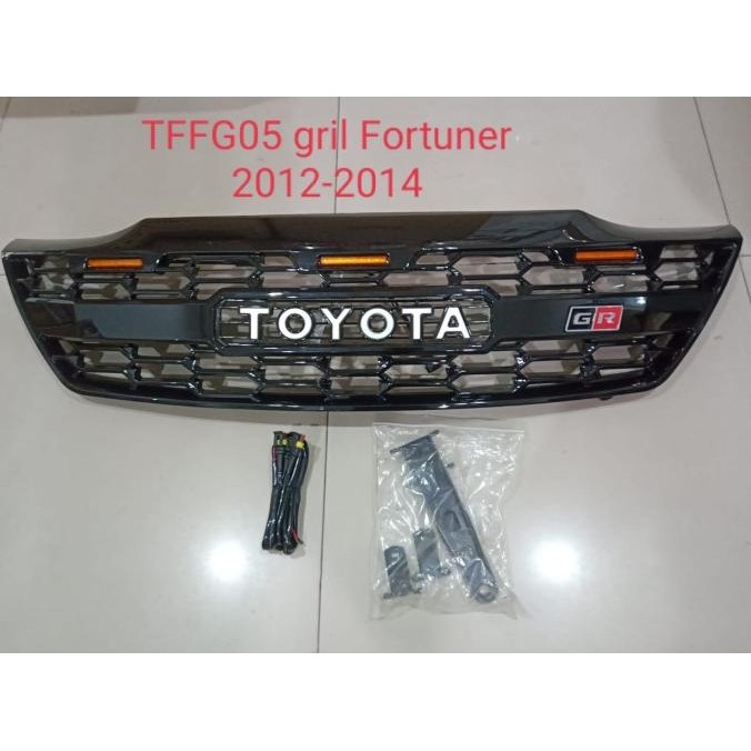 Aksesoris Mobil Grille Depan Fortuner 2012 13 14 Trd Modif Set