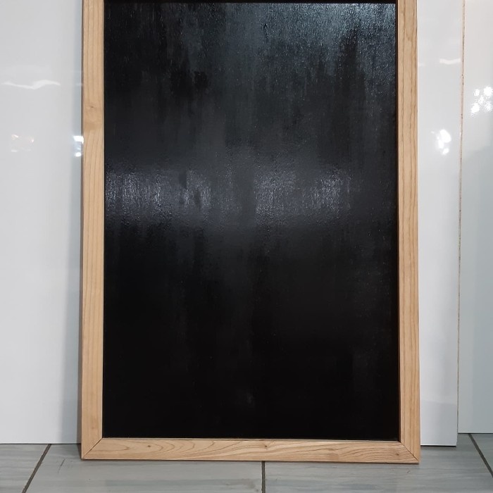 

TERLARIS! papan tulis hitam/ white board ukuran 60x90cm
