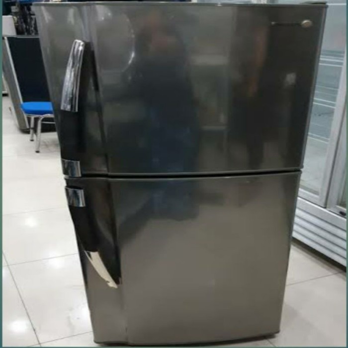 RAK KULKAS SHARP SAMURAI 2 PINTU