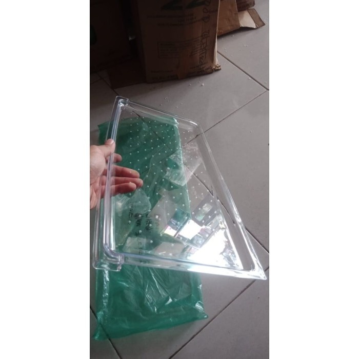 TATAKAN RAK FREZEER KULKAS AQUA JAPAN 2 PINTU AQR-D261 AQR D261