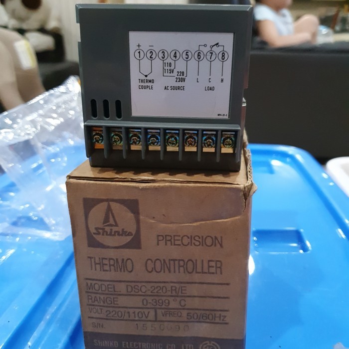 P R O M O temperature controller SHINKO DSC-220-R/E 399C