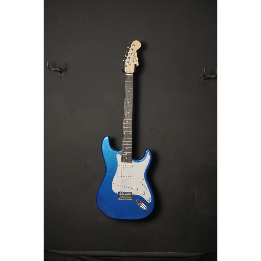 Gitar Guitar Elektrik Electric model Stratocaster Strato Strat Custom Deviser