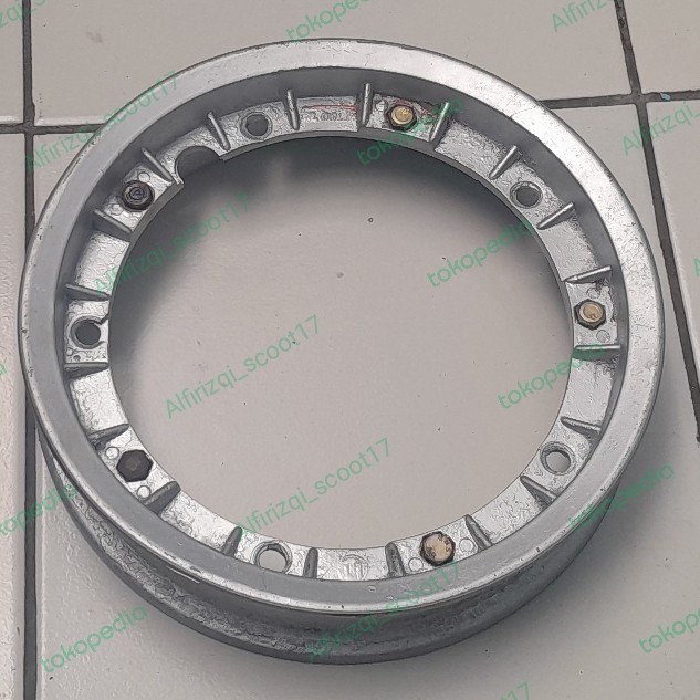 velk velg vespa ring 10 Fa Italia alumunium