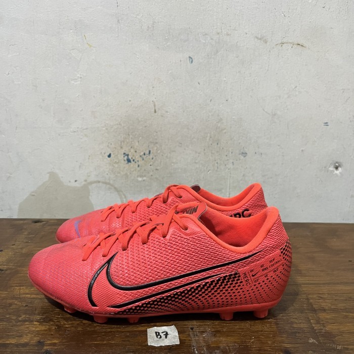 SEPATU BOLA ANAK ORI NIKE MERCURIAL VAPOR 13 SIZE 35