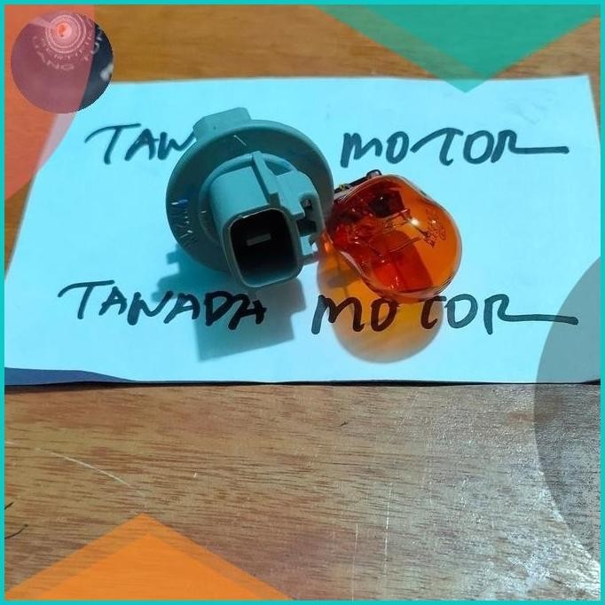 SOKET LAMPU SEN SEIN DEPAN PLUS BOHLAM INNOVA VVTI 2005-2010 140BZ4 t