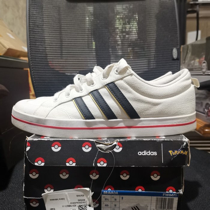 ADIDAS BRAVADA POKEMON SKATEBOARDING SIZE 46 BRAVADA ORIGINAL SEPATU POKEMON ADIDAS