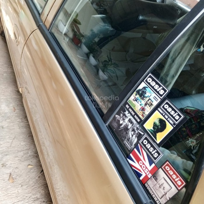 KARET KACA PINTU PELIPIT LUAR TIMOR MERCY ORIGINAL