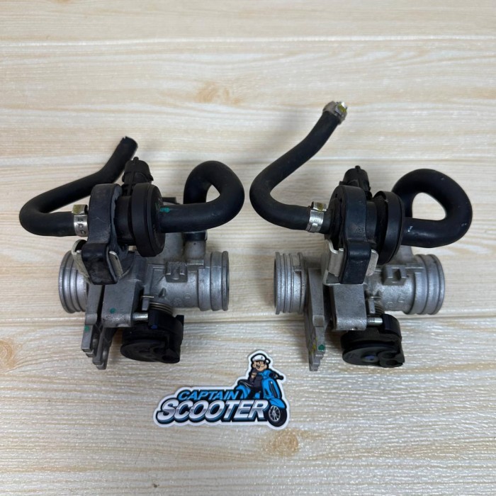 {Bekas} Throttle Body TB Original Ori Vespa Matic 150cc Sprint Primavera LX S Berkualitas