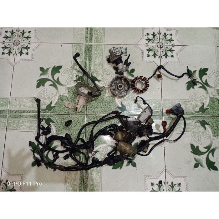 {Bekas} PERANGKAT INJEKSI SET CB150R LED CBR 150 SONIC 150 - cbr 150r Murah