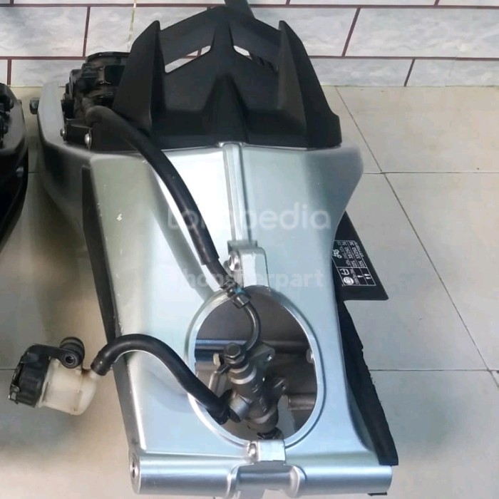 {Bekas} swing arm r15 vva pnp vixion xabre r15 v2 Berkualitas