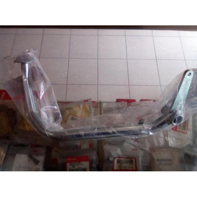 46500 KTL 740 PEDAL REM BELAKANG PEDAL COMP BRAKE NEW SUPRA FIT REVO