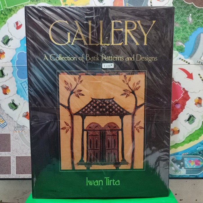 

Buku batik a play of light and shades - gallery a collection of batik patterns and designs iwan