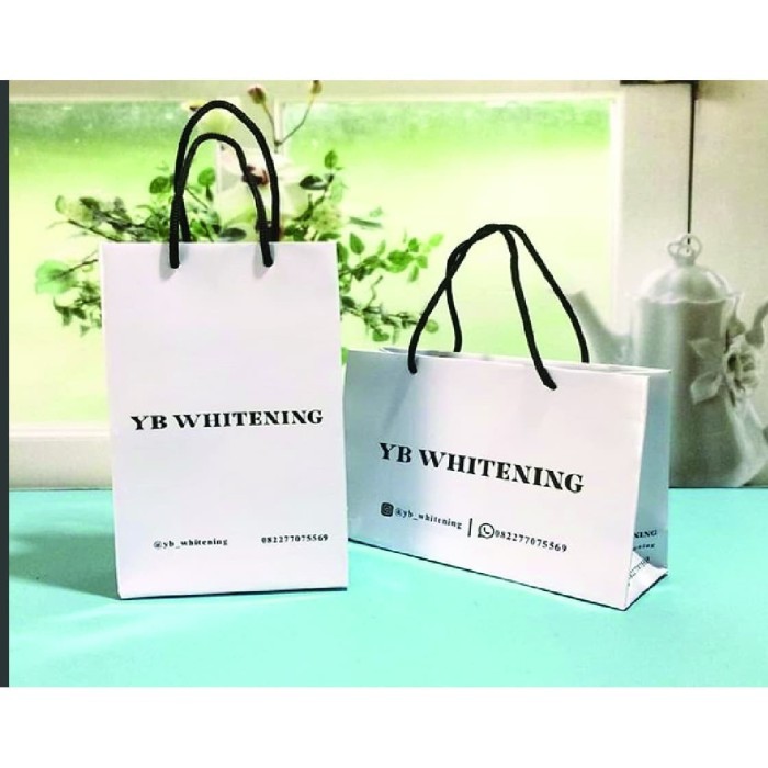 

Paperbag 15 Cm X 20.5 Cm (Potrait) Samping 7 Cm Pesenan 1